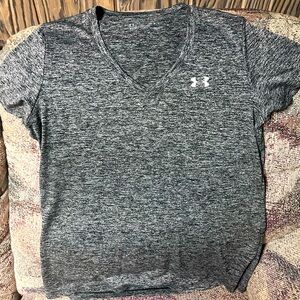 Under Armour Women’s Medium Heat Gear Shirt NWOT